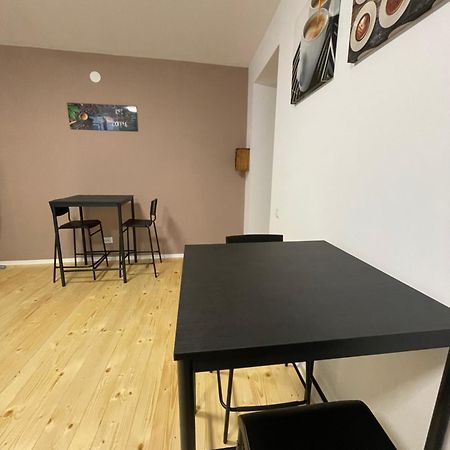 Schei Central Studios In The Heart Of Brasov Luaran gambar