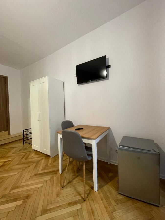 Schei Central Studios In The Heart Of Brasov Luaran gambar